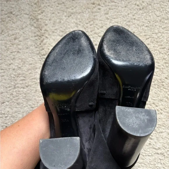 Saint Laurent Meurice tassel suede boots - Picture 9 of 14